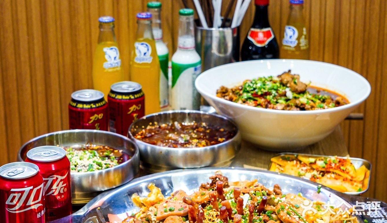 🚦街边招牌美食、公司旁边的麻辣烫香的遭不住‼️