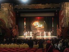 -工人俱乐部剧场杂技表演