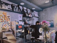 -LESCEDARS Brasserie Bistro香柏树