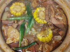 -沙胆彪炭炉牛杂煲(上海日月光广场店)