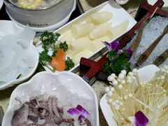 -魔法帽酱料牛肉小火锅(米兰店)