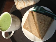 抹茶拿铁+火腿芝士三明治-星巴克臻选(济南恒隆店)