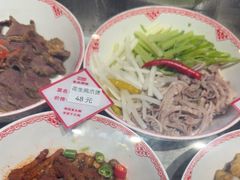 -魏铭鱼头捞饭(晋阳路店)