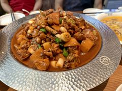 俭朴寨小公鸡-俭寨大盘鸡·手抓肉·烧烤新疆菜(乌苏路店)