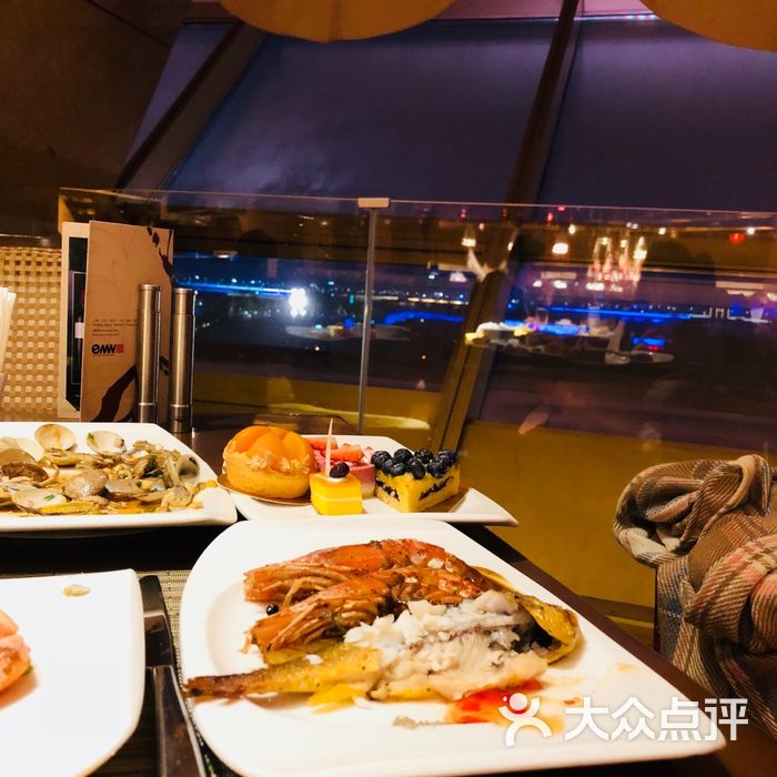 杭州洲际酒店自助晚餐图片
