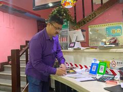 -葛尼沙印度餐厅 (镇明路店)