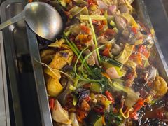 -后街佬·炭火鲜鱼杂(南城店)