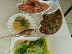 -覃记海鲜美食餐厅