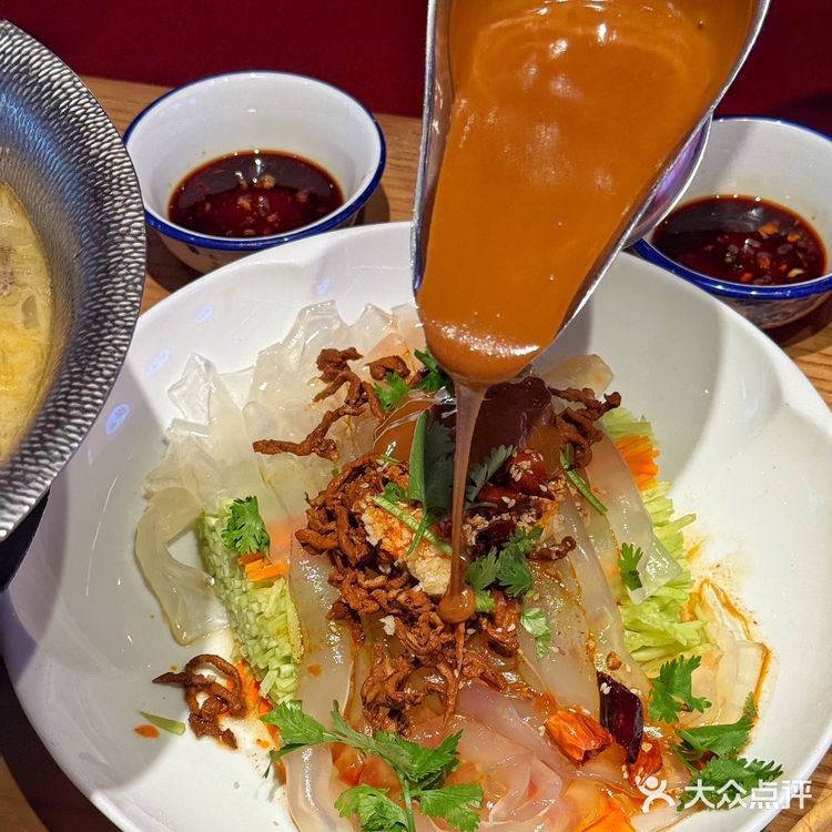 北京探店 | 燕郊烧鸽子，一口就沦陷！