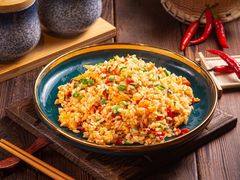 -呼伦一只牛·烧串酒场(陆家嘴店)