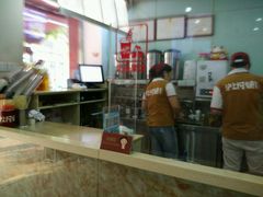 -沪上阿姨鲜果茶(华新大街店)