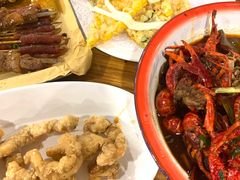 -冶建镜子·老南昌大排档·江西虾王(总店)