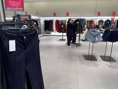 -ZARA(红谷滩万达店)