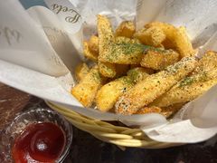 -Let'sBURGERplus·非常创意汉堡(三里屯店)