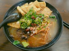 -柳大厨螺蛳粉(人民路总店)