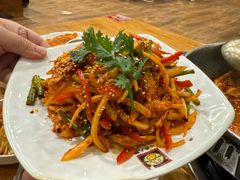 -喇喇排骨火锅·传统韩式脊骨汤(望京西园总店)