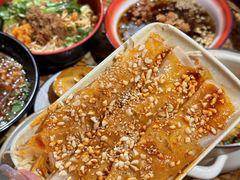 -爆炸头阿姨小四川正宗川味小吃(无任何分店)