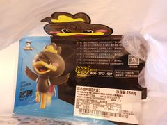 -周黑鸭(北京海淀区新中关店)