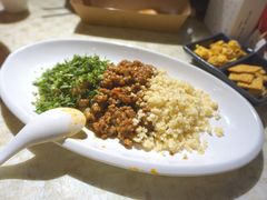 三味茄子-味上湘菜馆(岳麓山店)