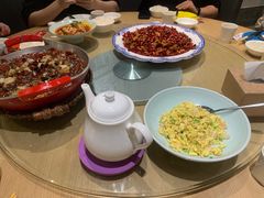 -渝信川菜 · 川味家常菜(财富购物中心店)
