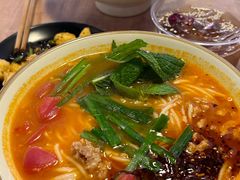 -叁窝雀·云南小锅米线(万象汇店)