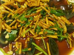 -刘胖子家常菜·蹄花焖藕(中央花园店)