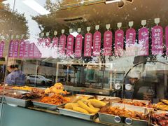 面包甜点陈列柜-老人和饭店(淮海中路店)