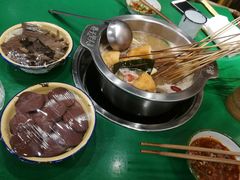 -巷子里头麻辣烫火锅串串(立秦广场店)