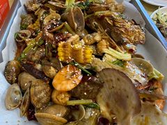 -鑫渔港海鲜本地菜·山海关浑锅(东戴河店)