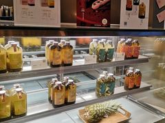 面包甜点陈列柜-奈雪的茶(市百一店)