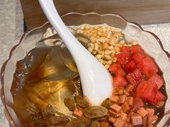 -有红鸡毛店·川菜(建设路店)