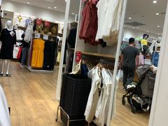 -优衣库(广州番禺万达广场店)
