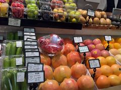 -每日新鲜水果吧(芮欧百货店)