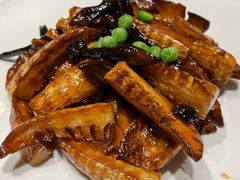 鸡枞菌烧冬笋-卫鼎轩·曹公馆(鼓楼店)