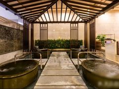 -碧中海汤泉汗蒸酒店