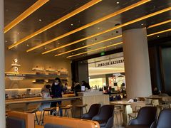 -星巴克臻选(上海合生汇1F店)