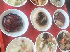 -蓝田九大碗民俗食府(蓝田店)