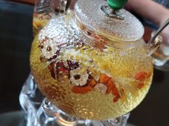 红枣花茶-The Lounge大堂酒廊·咖啡·沙拉·下午茶(金茂深圳JW万豪酒店)