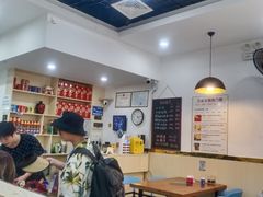 -老何家后安粉·糟粕醋海鲜火锅(三亚湾椰梦长廊店)