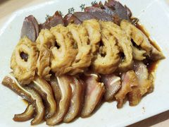 -狮头牌卤味研究所·卤味饭(花城汇南区店)