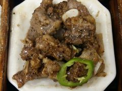 石锅黑椒烧牛仔骨-又一间茶点轩(百汇广场店)