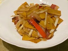 腊肉韭黄炒二冬-湖滨28中餐厅·西湖宴·杭州君悦酒店