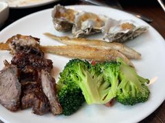 -天际餐厅(广州珠江新城假日酒店)