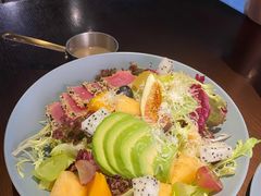 -卡普里披萨·牛扒·下午茶