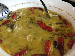 老坛特色酸菜鱼-壹块捌烧烤(灯市口店)