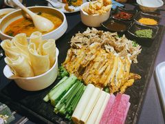 -伊带伊路新疆美食府(呼家楼店)