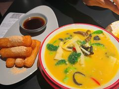 -麻六记(凤凰汇店)