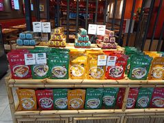 零售区-渝是乎酸菜鱼(龙旗购物中心店)