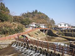 -梅岭月亮湾山体公园