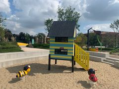 -季高兔窝窝亲子园(上海薰衣草公园店)